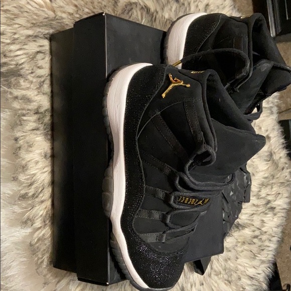 Two small worn once - Picture 6 of 7